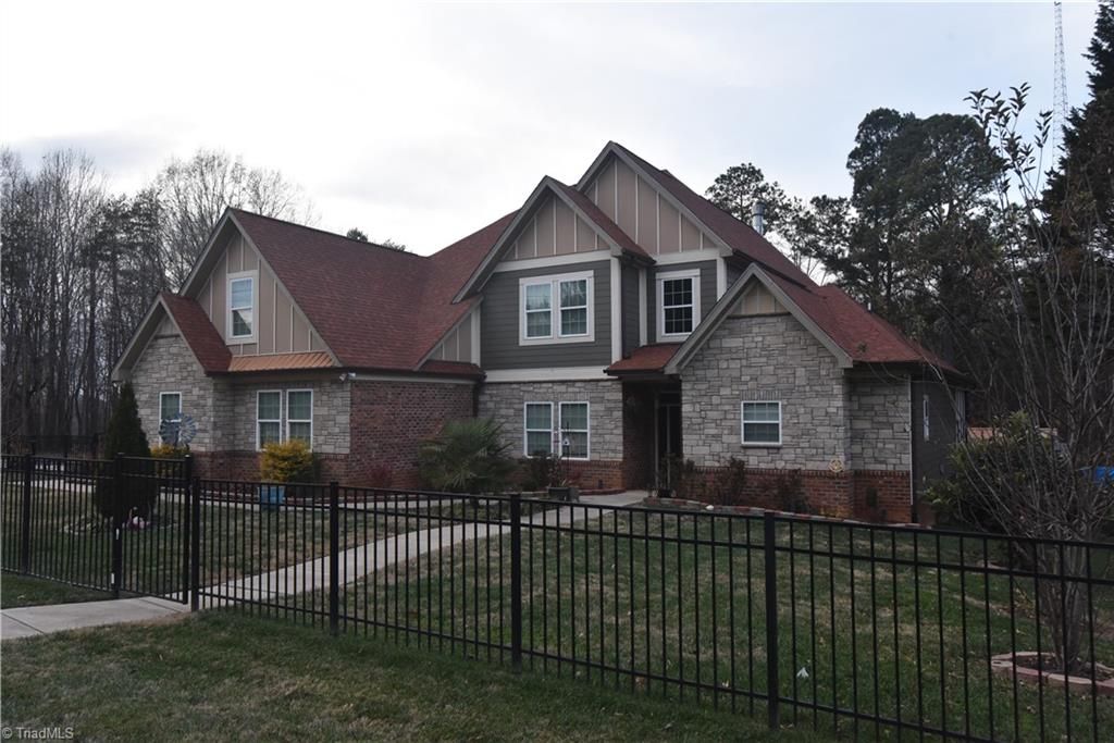 Photo of 1413 Bancroft Street, Winston-Salem, NC 27127 (MLS # 1204864)