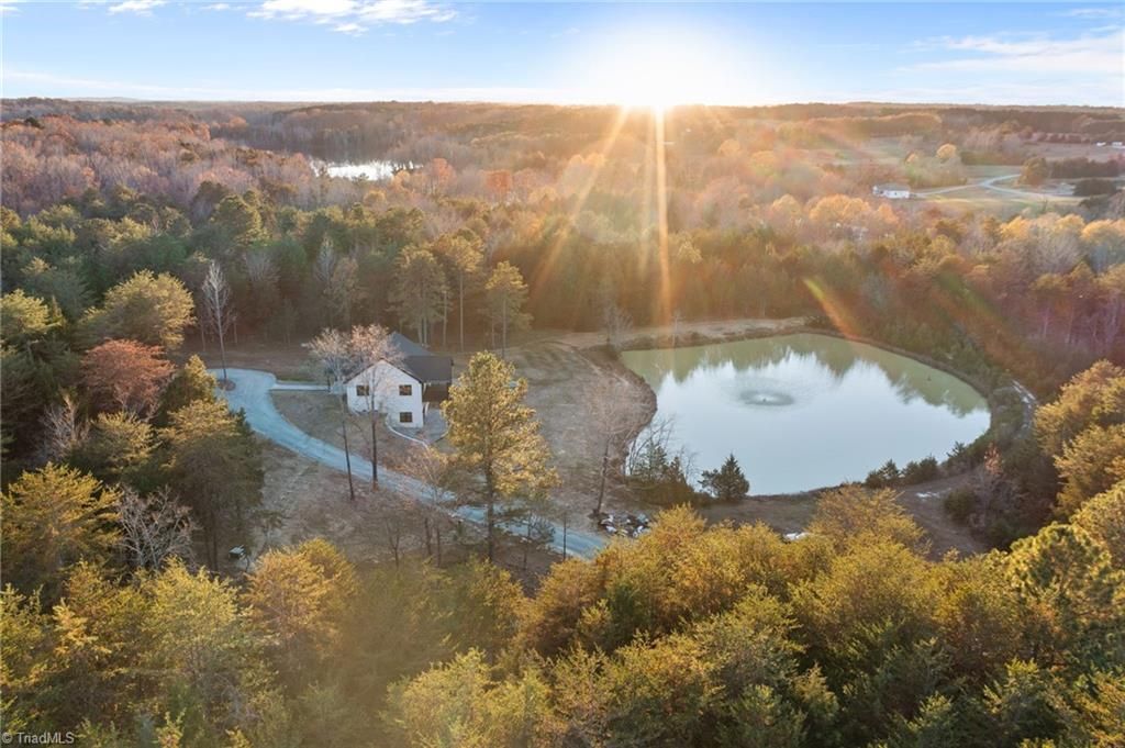 Photo of 1750 Allen Jarrett Drive, Mebane, NC 27302 (MLS # 1202643)