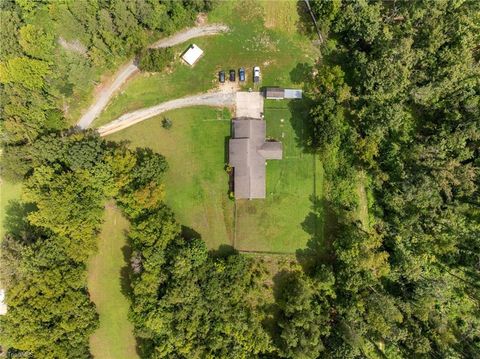 A home in Thomasville