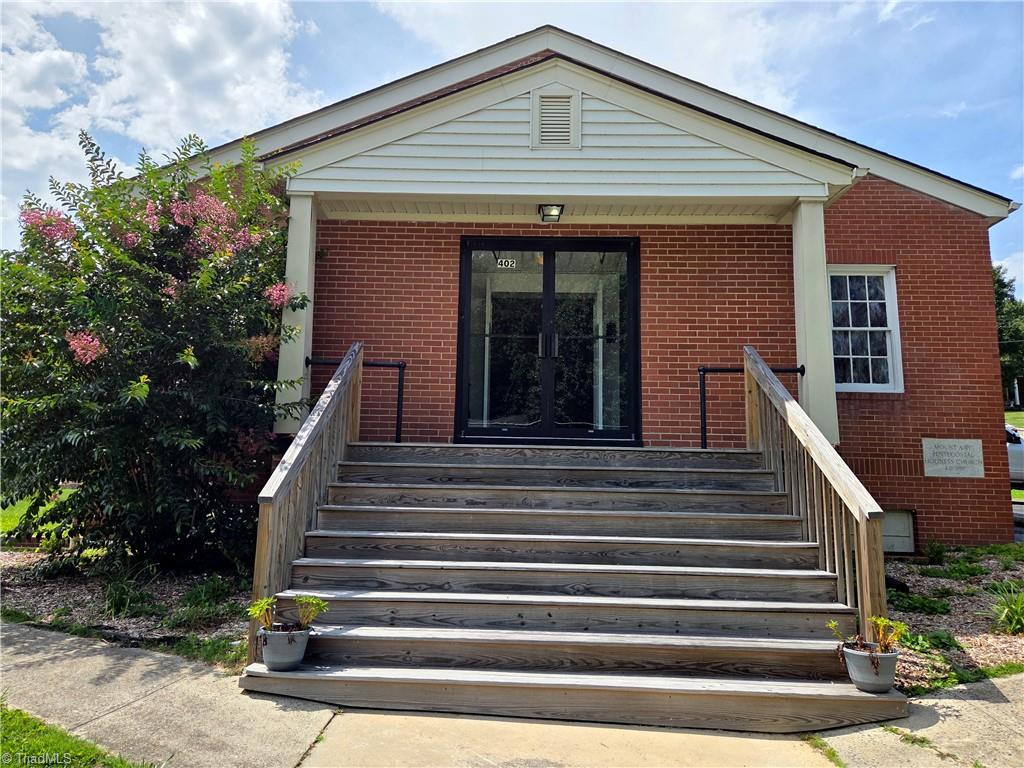 402 and 410 Worth Street, Mount Airy, NC, 27030