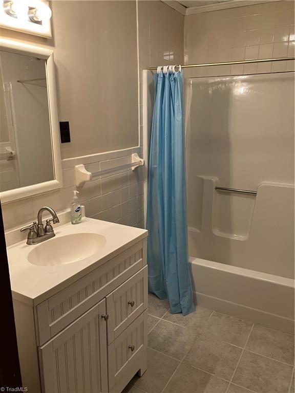 2096 Fancy Gap Road, Mount Airy, North Carolina image 17