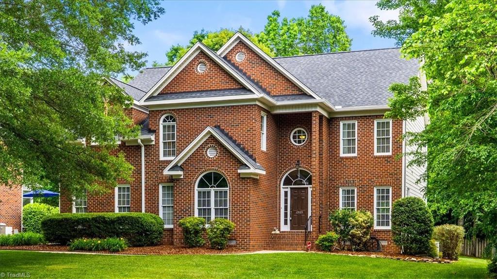 1905 Regents Park Lane, Greensboro, North Carolina image 1