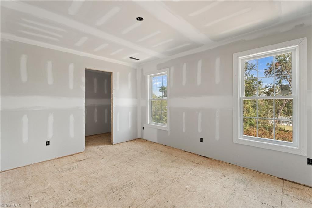 Pfafftown, North Carolina 27040, United States, 3 Bedrooms Bedrooms, ,3 BathroomsBathrooms,Residential,Active,171704