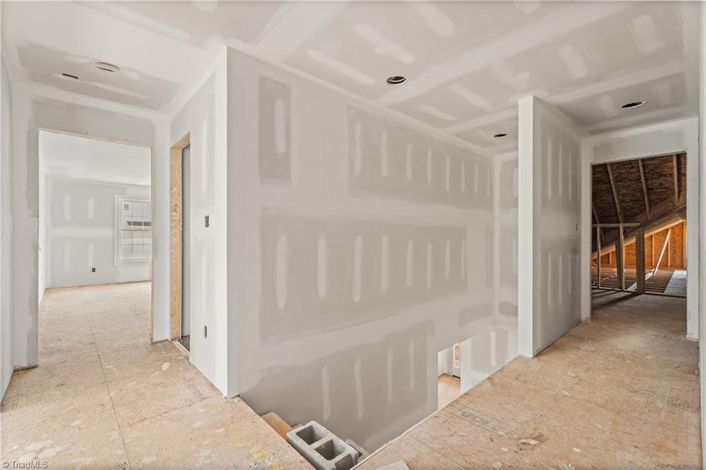 Pfafftown, North Carolina 27040, United States, 3 Bedrooms Bedrooms, ,3 BathroomsBathrooms,Residential,Active,171704