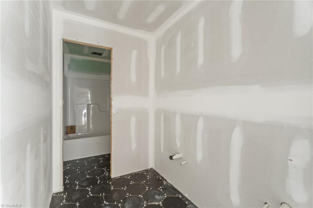 Pfafftown, North Carolina 27040, United States, 3 Bedrooms Bedrooms, ,3 BathroomsBathrooms,Residential,Active,171704