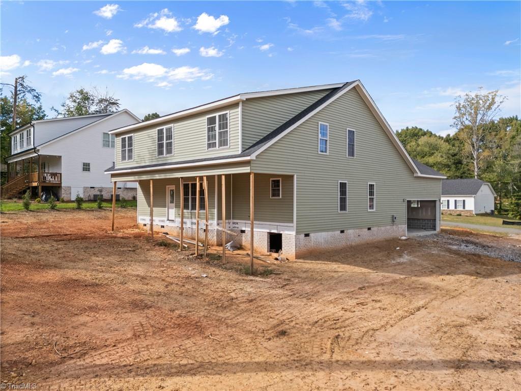 Pfafftown, North Carolina 27040, United States, 3 Bedrooms Bedrooms, ,3 BathroomsBathrooms,Residential,Active,171704