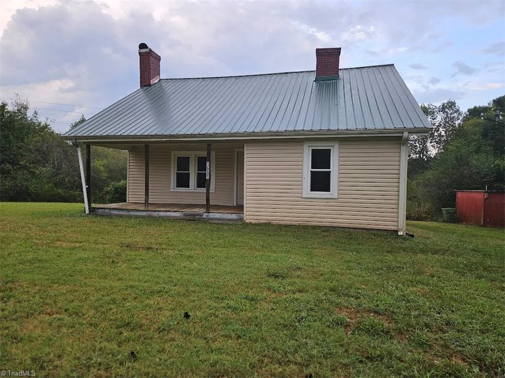 1661 River Siloam Road, Siloam, NC, 27047