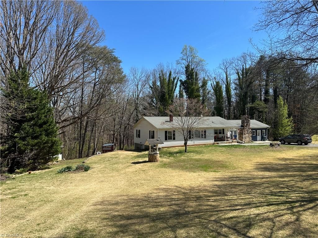 Photo of 2047 Sizemore Road, Germanton, NC 27019 (MLS # 1213879)