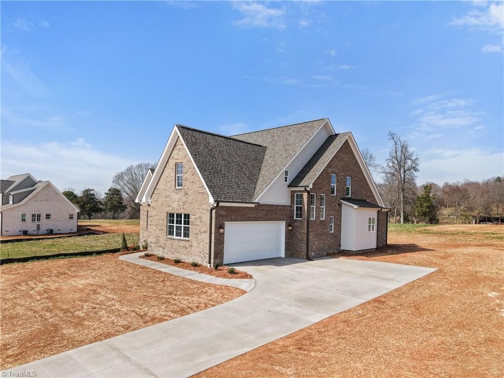 Photo of 174 Orchard Grass Court, Mocksville, NC 27028 (MLS # 1200476)