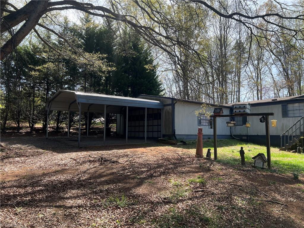 9238 Glen Cross Drive, Kernersville, North Carolina image 2