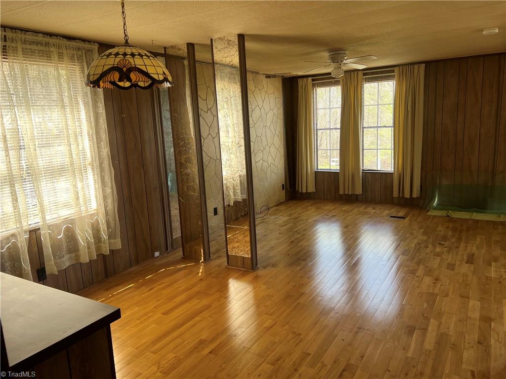 9238 Glen Cross Drive, Kernersville, North Carolina image 8