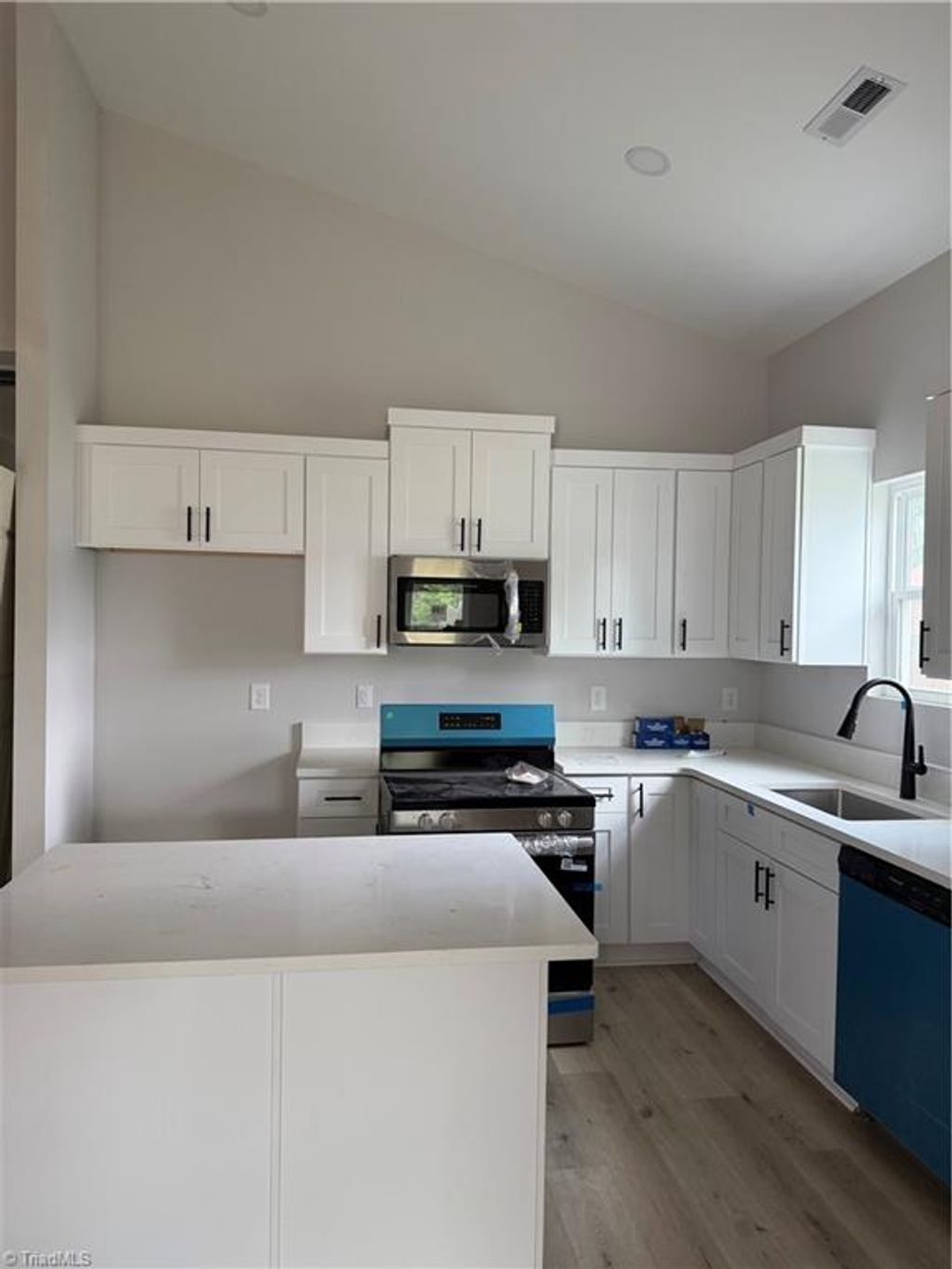 Photo of 1215 Saint Regis Drive, Burlington, NC 27217 (MLS # 1203252)