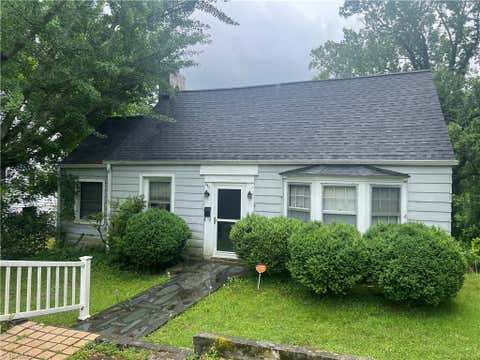 Homes For Sale - 342 Moore Avenue<br/> Mount Airy, NC 27030