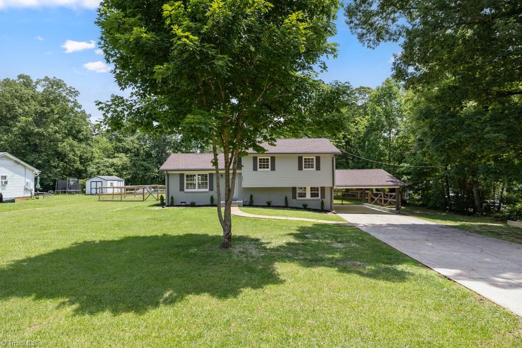 317 Benbow Drive, East Bend, North Carolina image 4