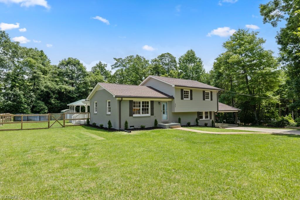 317 Benbow Drive, East Bend, North Carolina image 3
