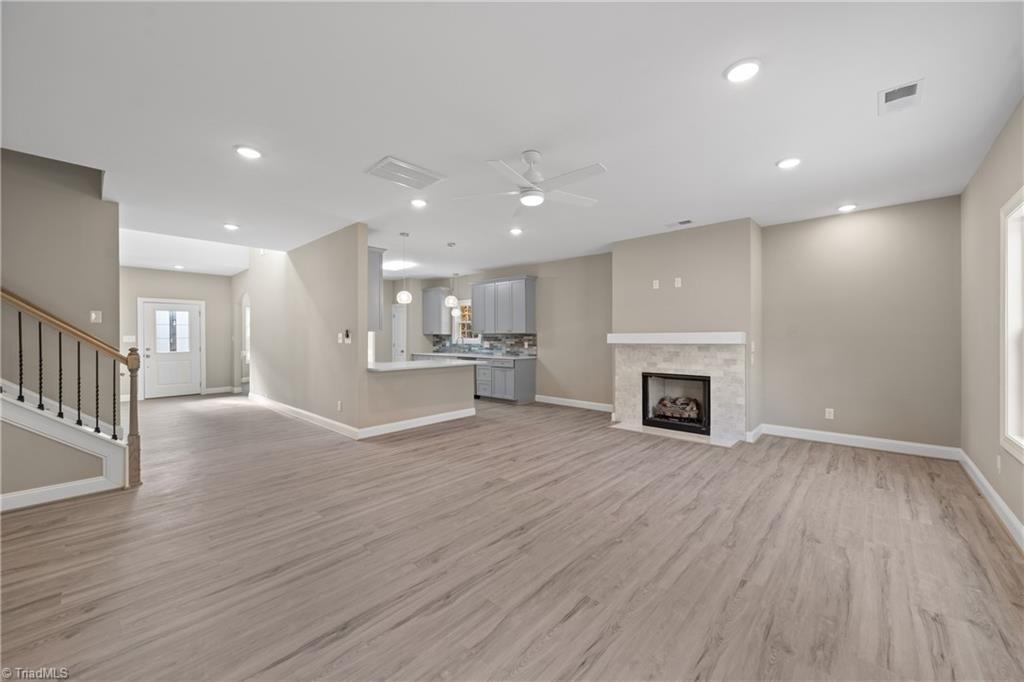 Winston-Salem, North Carolina 27127, United States, 4 Bedrooms Bedrooms, ,4 BathroomsBathrooms,Residential,Active,244131