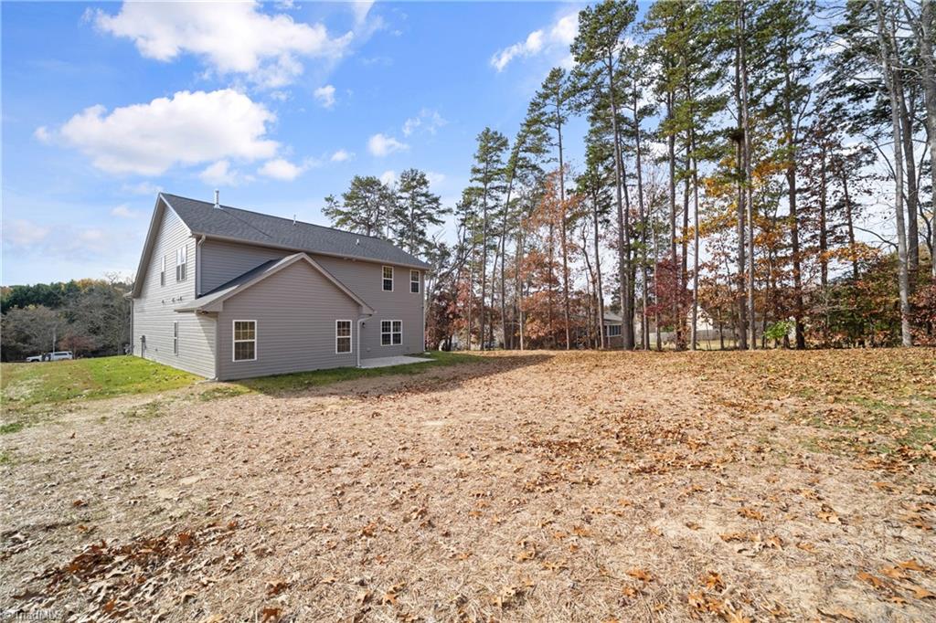 Winston-Salem, North Carolina 27127, United States, 4 Bedrooms Bedrooms, ,4 BathroomsBathrooms,Residential,Active,244131