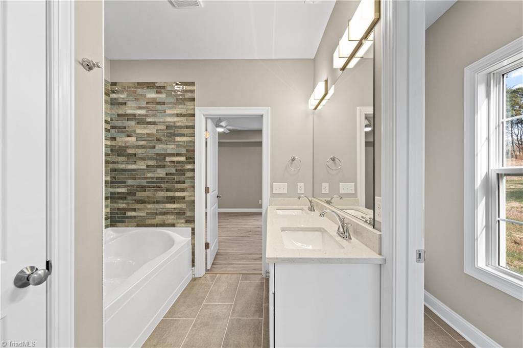 Winston-Salem, North Carolina 27127, United States, 4 Bedrooms Bedrooms, ,4 BathroomsBathrooms,Residential,Active,244131