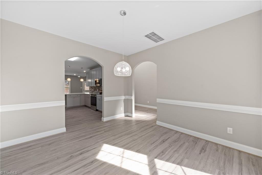 Winston-Salem, North Carolina 27127, United States, 4 Bedrooms Bedrooms, ,4 BathroomsBathrooms,Residential,Active,244131