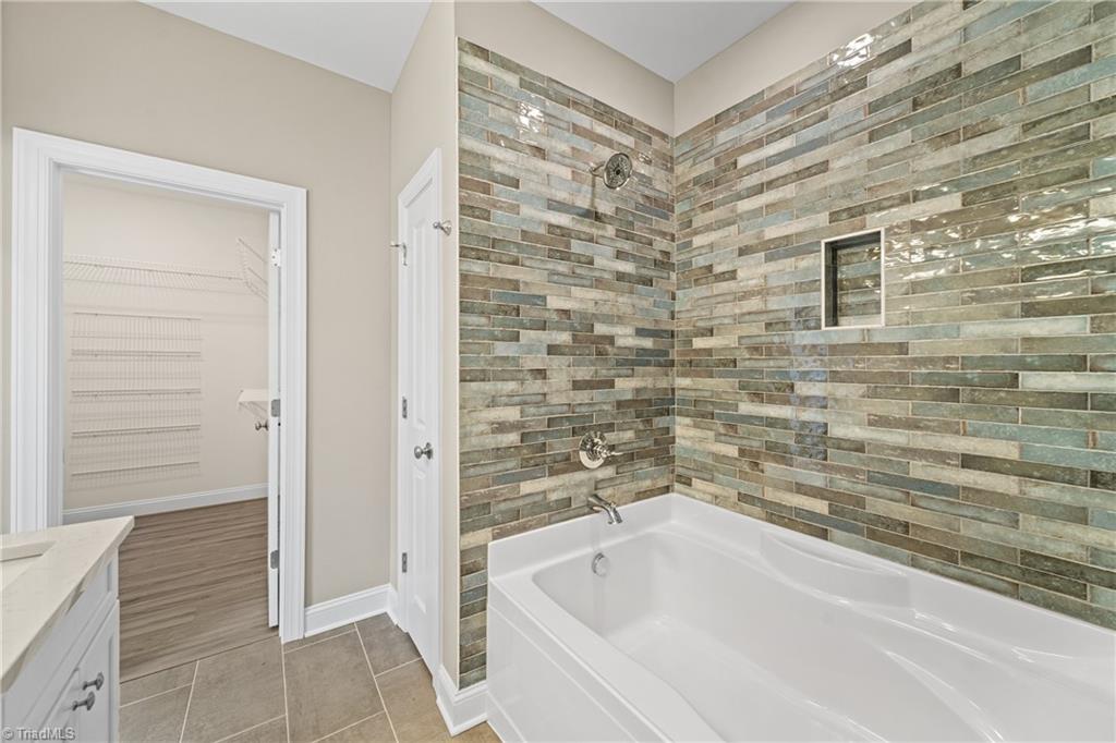 Winston-Salem, North Carolina 27127, United States, 4 Bedrooms Bedrooms, ,4 BathroomsBathrooms,Residential,Active,244131