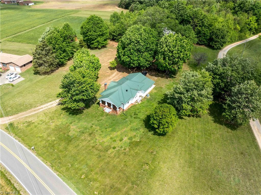 2445 Rockett Road, East Bend, North Carolina image 5