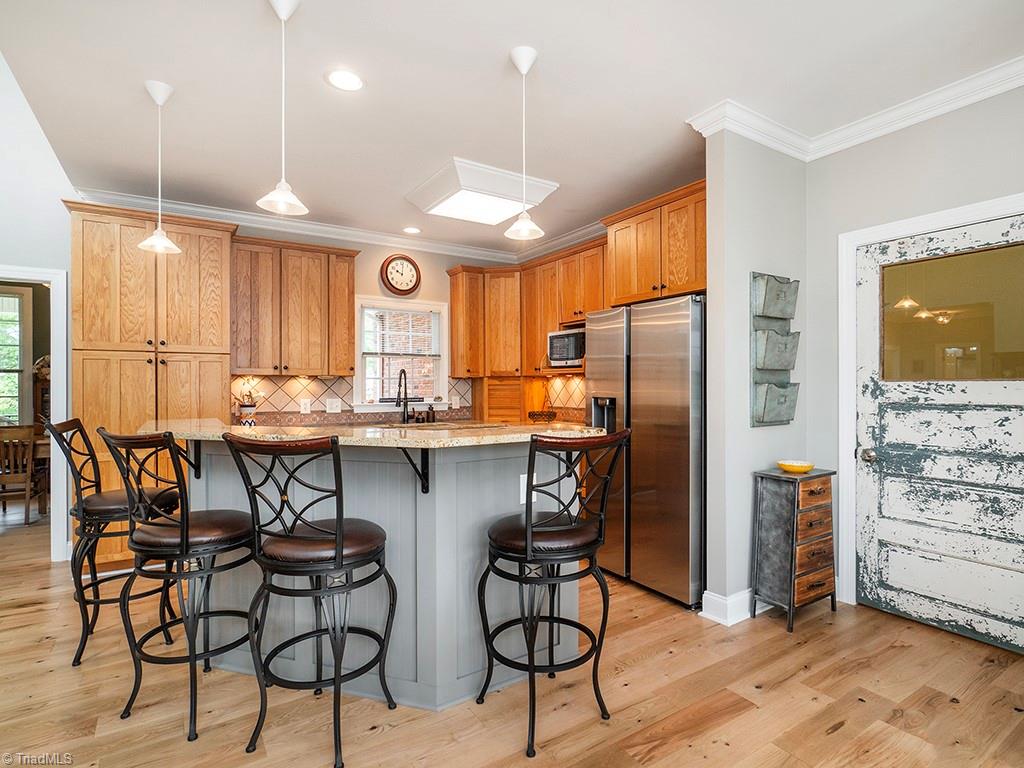506 Wildwood Lane, Graham, North Carolina image 2