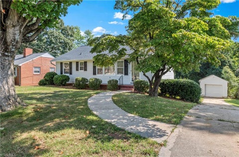 Homes For Sale - 1248 Bolton Street<br/> Winston-Salem, NC 27103