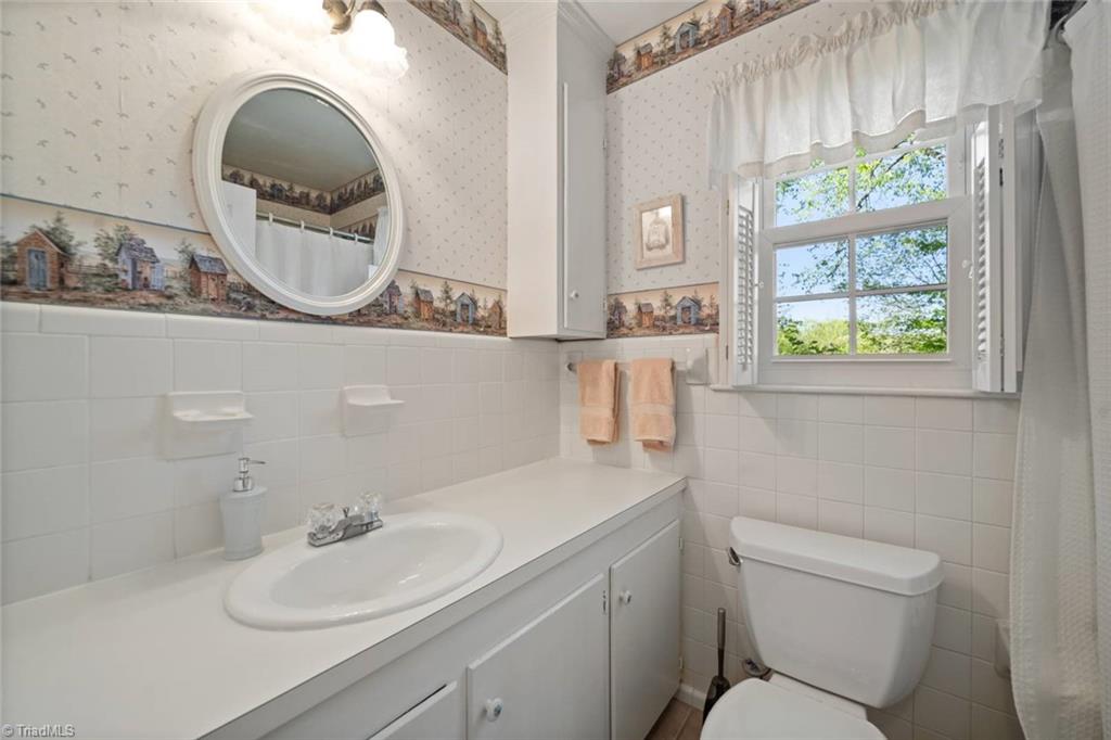 4448 Woodlark Court, Clemmons, North Carolina image 14