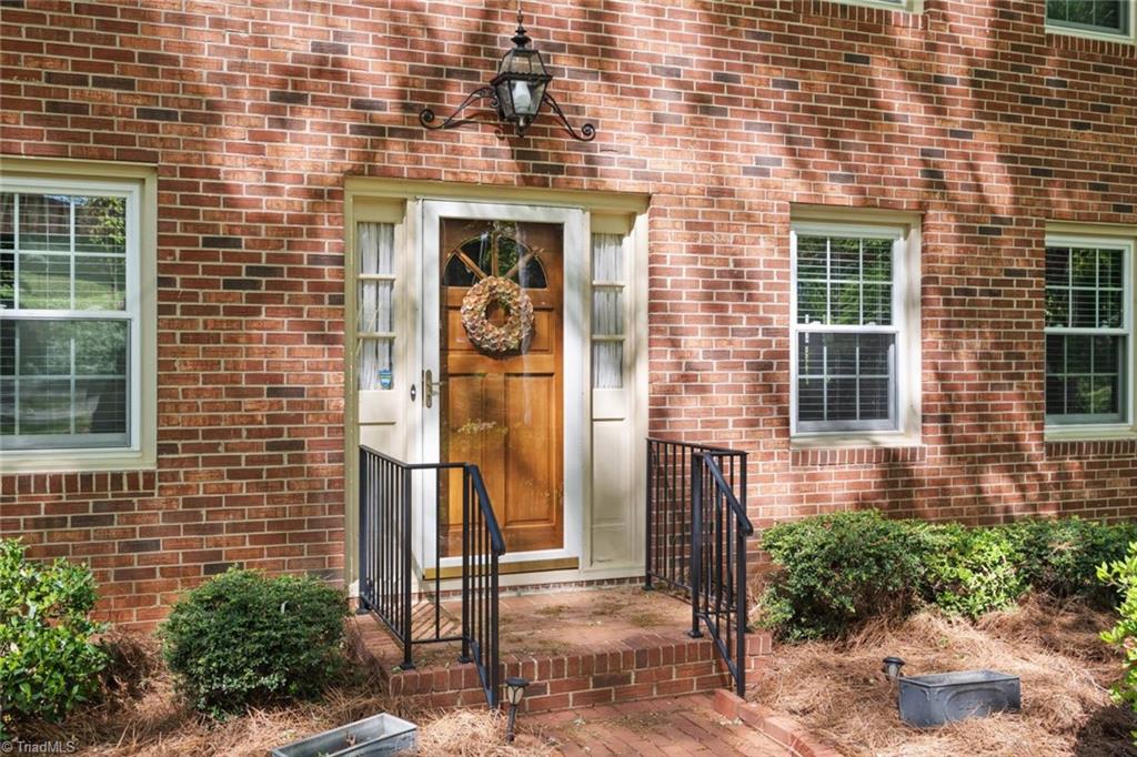 4448 Woodlark Court, Clemmons, North Carolina image 4