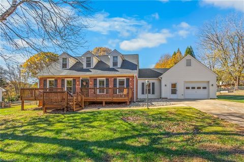 316 Heatherford Drive Lewisville NC 27023