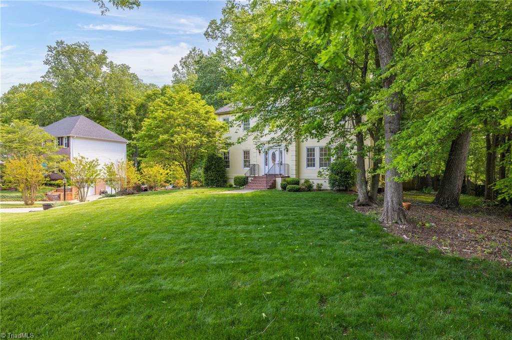 Photo 2 of 48 of 2687 Amesbury Road house
