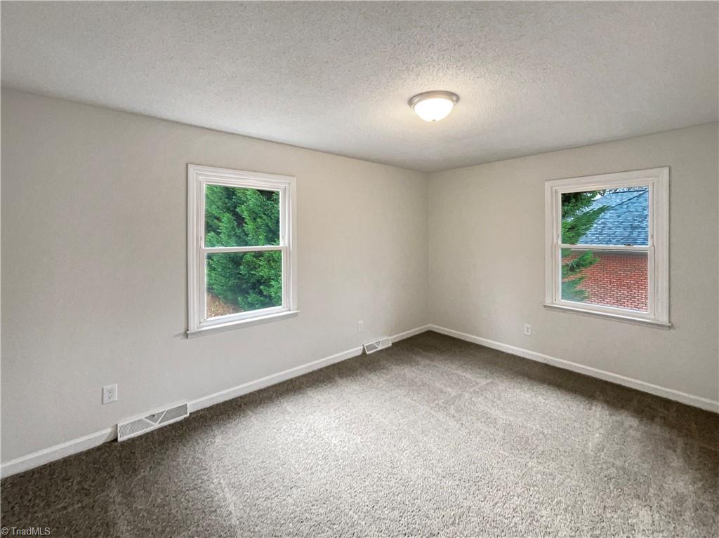 2560 Wallingford Road