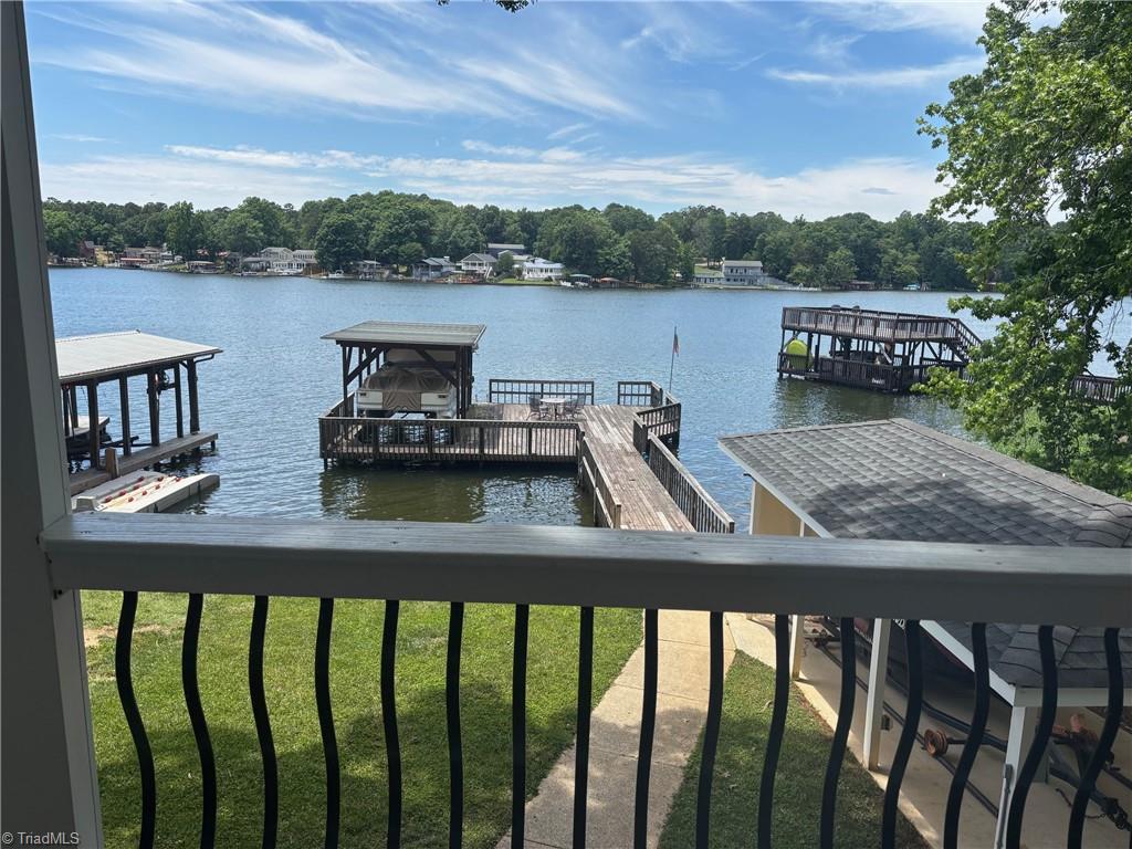 1212 Lakeshore Drive, New London, North Carolina image 2