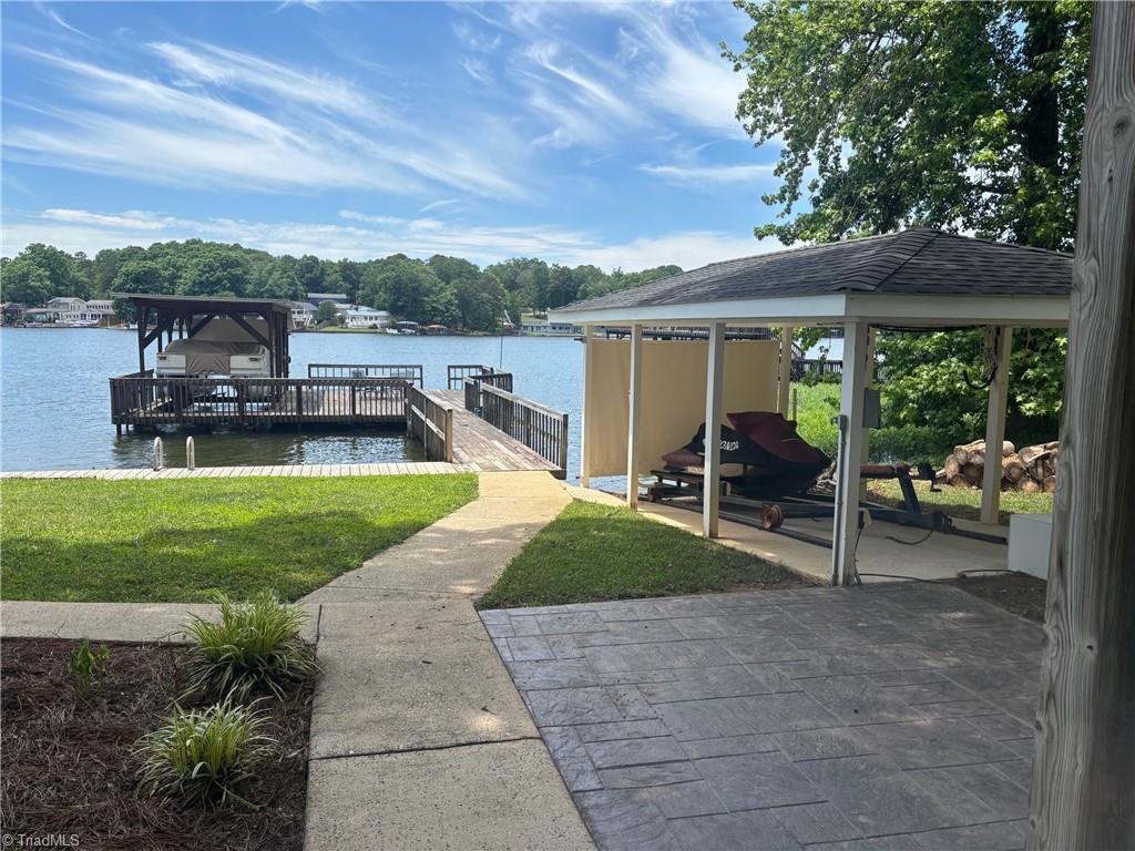 1212 Lakeshore Drive, New London, North Carolina image 4