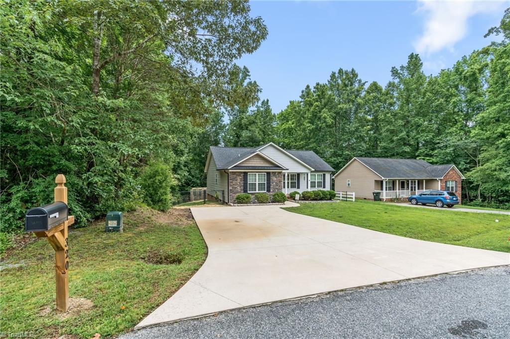 320 Conrad Circle, Thomasville, North Carolina image 4