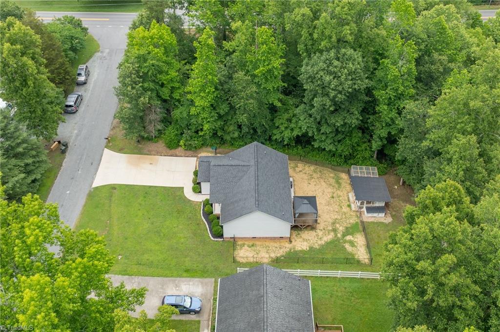 320 Conrad Circle, Thomasville, North Carolina image 37