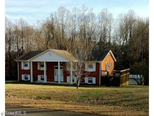 606 Sommerdale Court, Rural Hall, North Carolina image 1