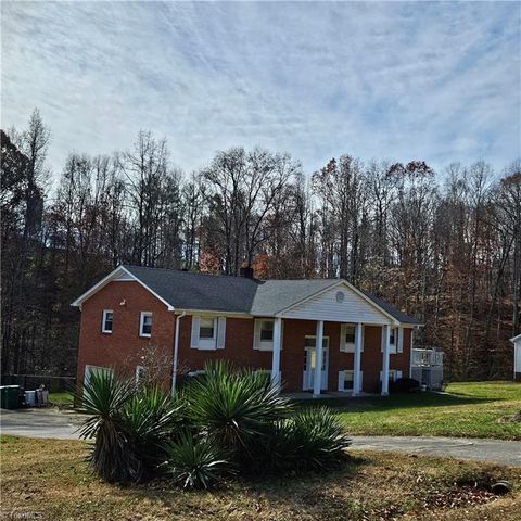 A home in Rural Hall