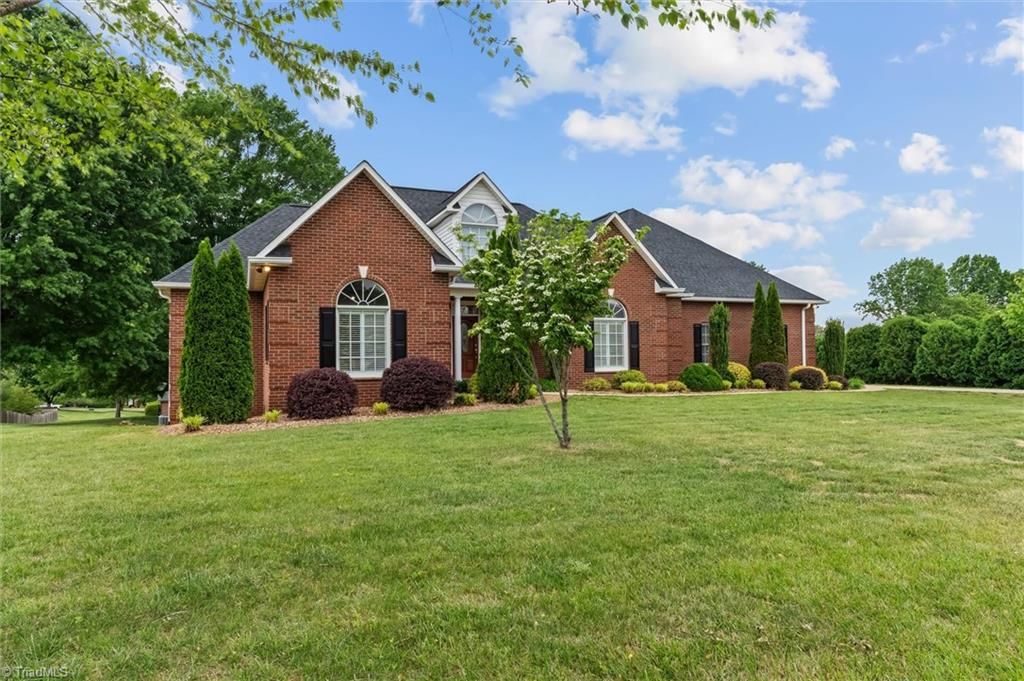 Photo of 139 Morning Dove Lane, Statesville, NC 28625 (MLS # 1219120)