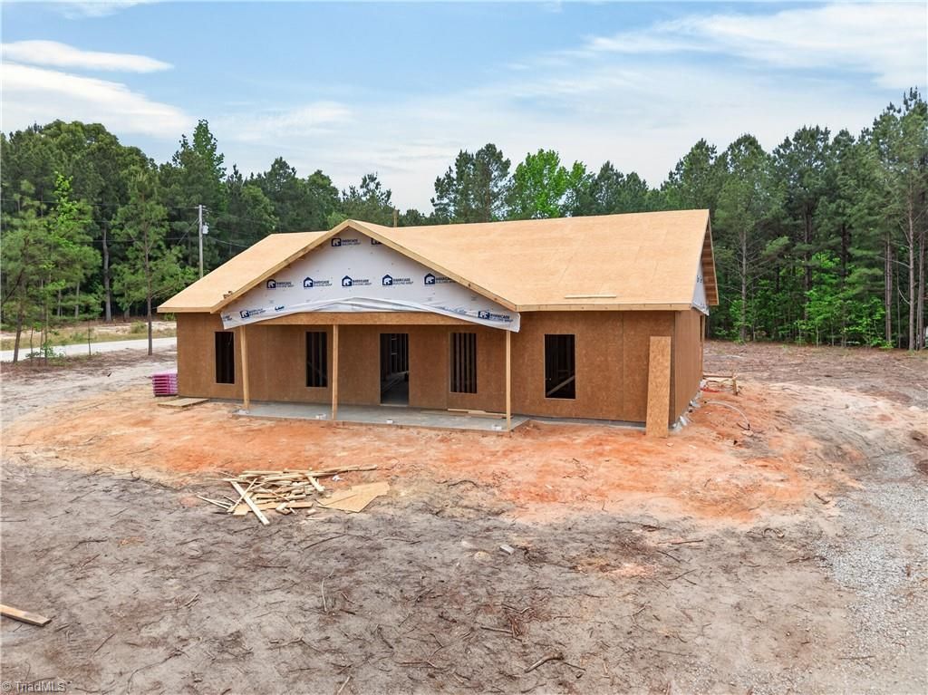 Photo of 334 Oak Ridge Road, Eagle Springs, NC 27242 (MLS # 1218284)