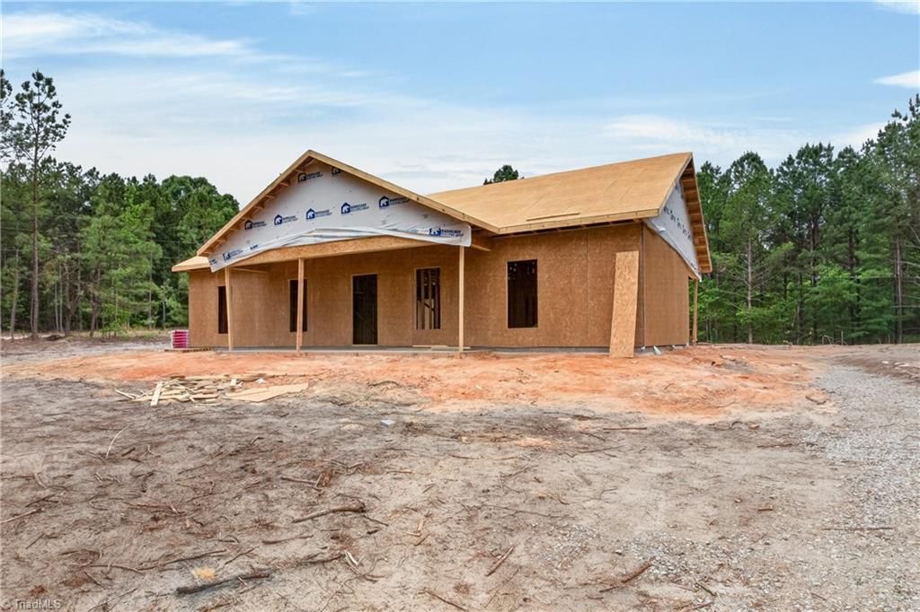 Photo of 334 Oak Ridge Road, Eagle Springs, NC 27242 (MLS # 1218284)