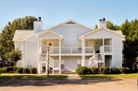 Condo For Sale - 7102 Riverview Knoll Court<br/> Forsyth County, Clemmons, NC 27012