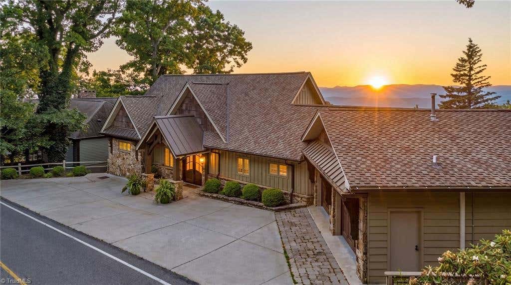 Photo of 777 Green Hill Road, Blowing Rock, NC 28605 (MLS # 1229863)