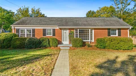 Homes For Sale - 1004 Sherwood Drive<br/> Burlington, NC 27215