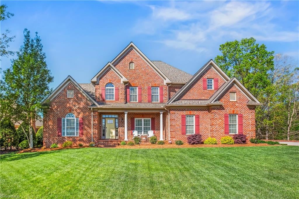 Photo of 1032 Salem Village Lane, Clemmons, NC 27012 (MLS # 1219337)
