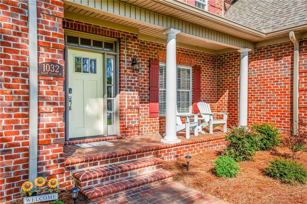 Photo of 1032 Salem Village Lane, Clemmons, NC 27012 (MLS # 1219337)