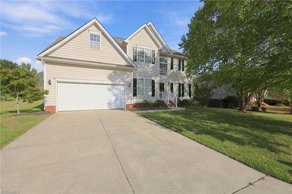 1309 PRINCETON DR, ELON, NC 27244 - Image 30f8eeb6e48e4a2b1cda2e7d48c6682f/1881098091