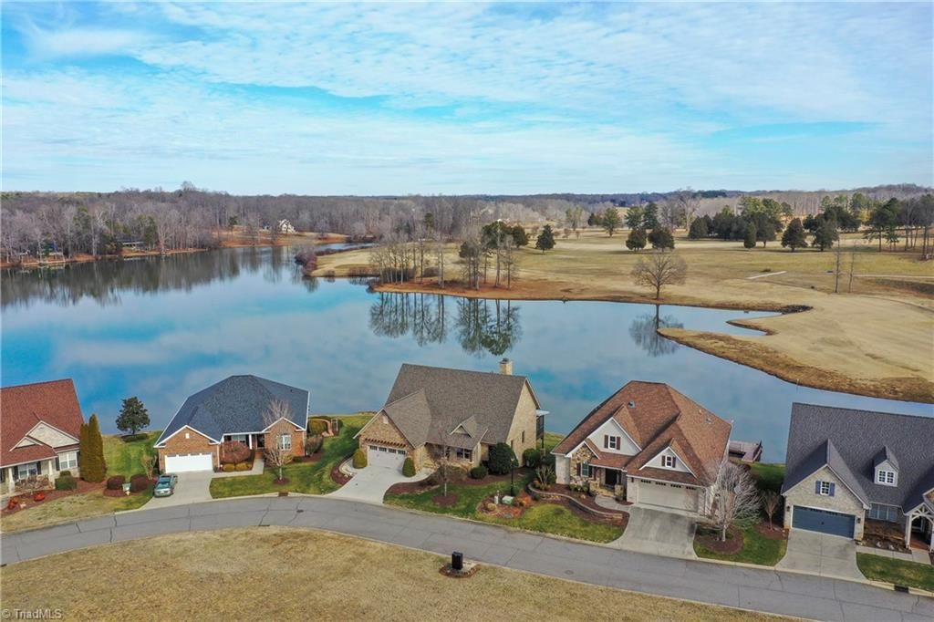 Photo of 177 Reserve Drive, Mocksville, NC 27028 (MLS # 1207626)