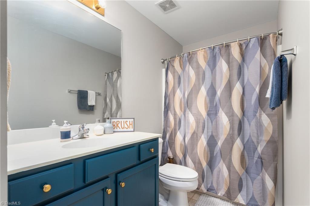 896 Creek Crossing Trail, Whitsett, North Carolina image 27