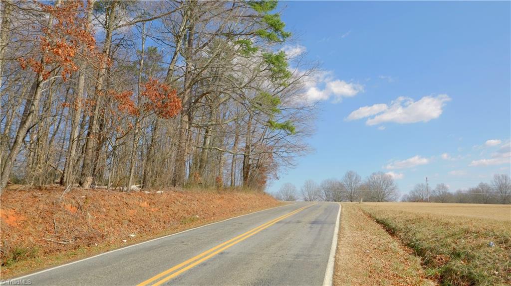 3 Jessup Grove Church Road, Pilot Mountain, North Carolina image 3